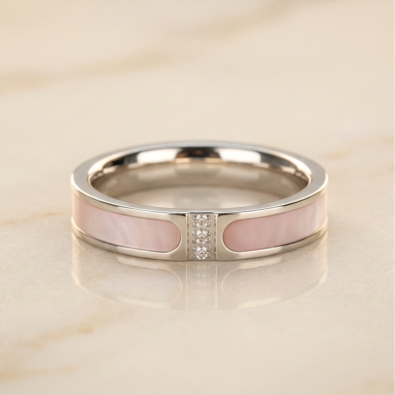 OW ICONIC RING