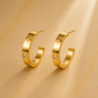 OW SMALL LOVE EARRINGS