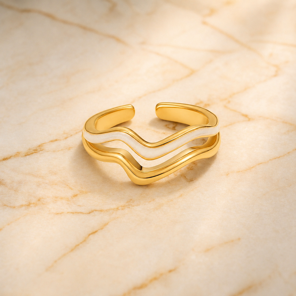OW Savanahh Ring – Ring by Olluwa, 18k gold-plated stainless steel
